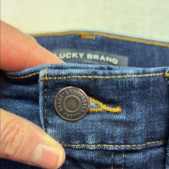 Lucky Brand Women's Skinny Fit Ankle Jeans in Dark Blue Wash - Picture 3 of 10